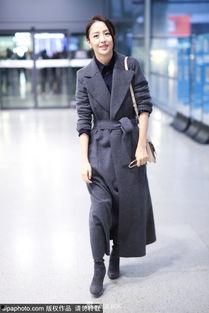 明星穿毛呢大衣图片